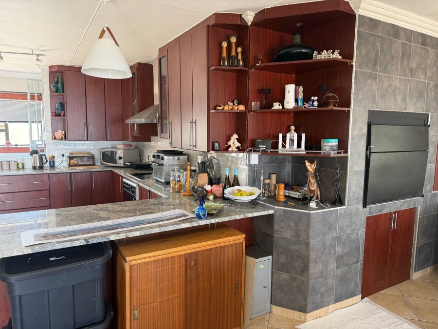 4 Bedroom Property for Sale in Dana Bay Western Cape